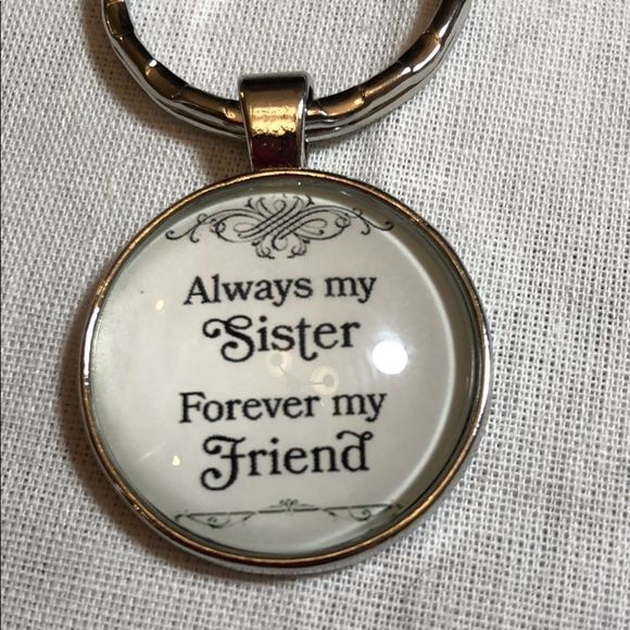 “Sister” keychain - Picture 6 of 6